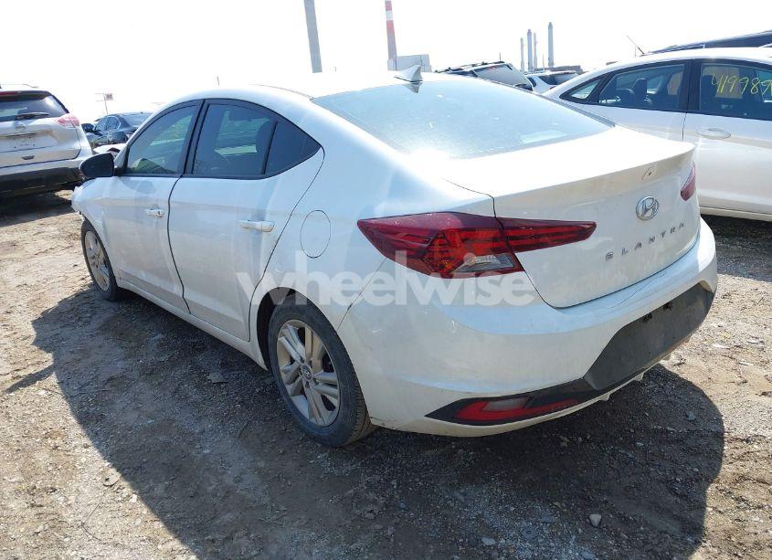 Photo 3 of 2019 Hyundai Elantra SEL (VIN 5NPD84LF2KH439918)