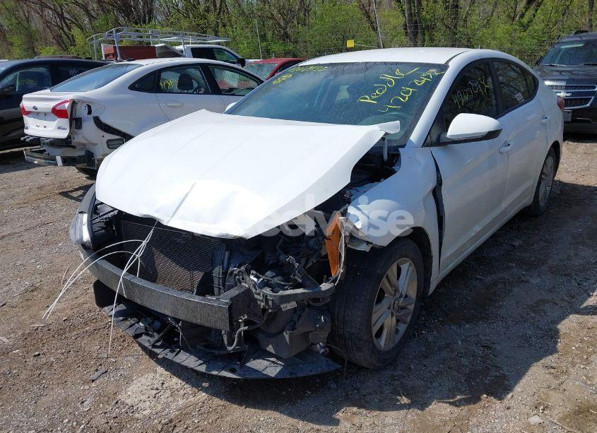 Photo 6 of 2019 Hyundai Elantra SEL (VIN 5NPD84LF2KH439918)