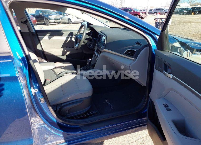 Photo 5 of 2019 Hyundai Elantra SEL (VIN 5NPD84LF2KH449302)
