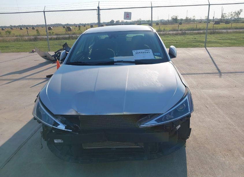 Photo 11 of 2019 Hyundai Elantra SEL (VIN 5NPD84LF2KH476483)