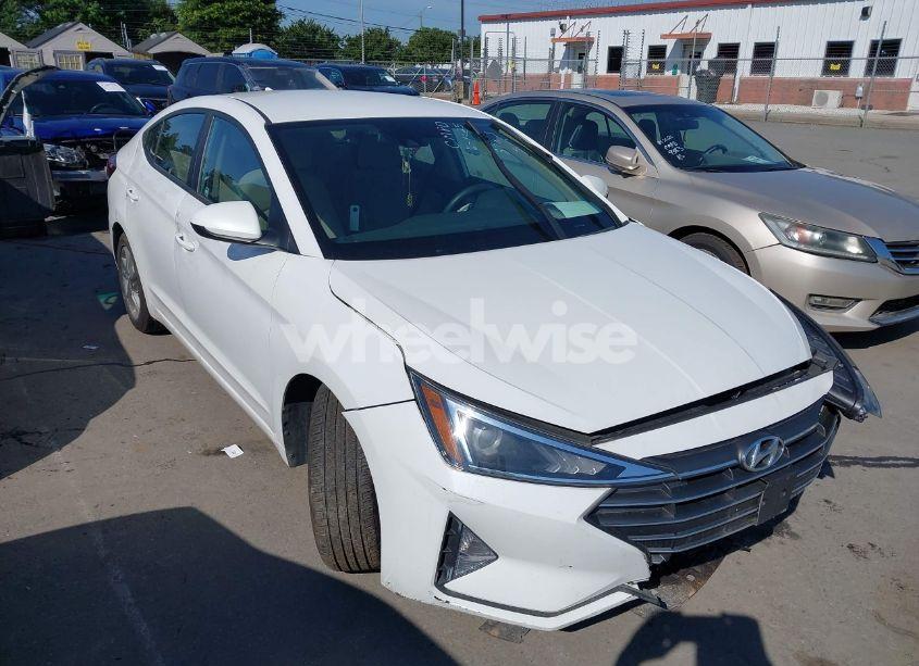 2019 Hyundai Elantra SEL (VIN 5NPD84LF2KH478783) main photo