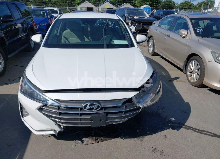 Photo 12 of 2019 Hyundai Elantra SEL (VIN 5NPD84LF2KH478783)