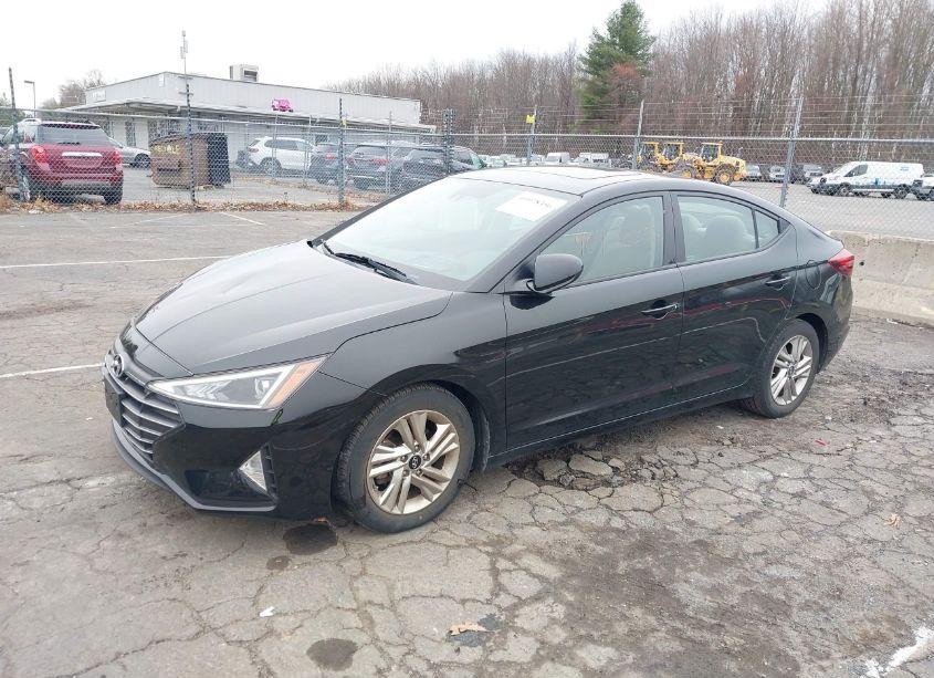 Photo 2 of 2019 Hyundai Elantra VALUE EDITION (VIN 5NPD84LF2KH492005)