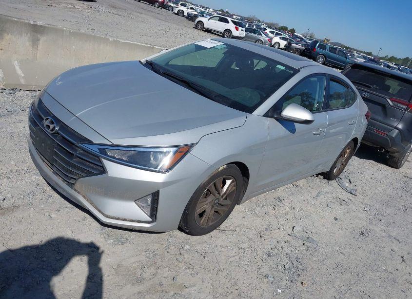Photo 2 of 2019 Hyundai Elantra VALUE EDITION (VIN 5NPD84LF2KH497589)