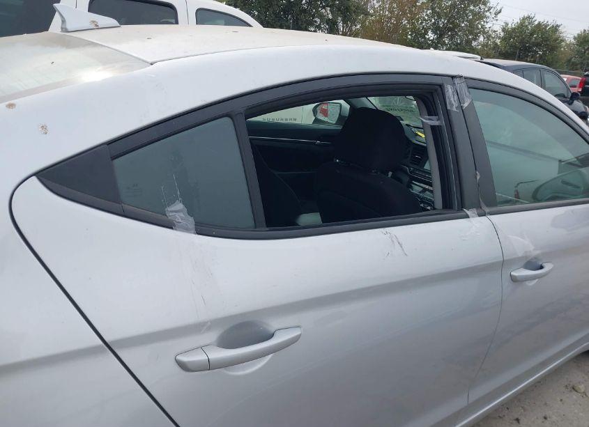 Photo 6 of 2020 Hyundai Elantra SEL (VIN 5NPD84LF2LH534545)