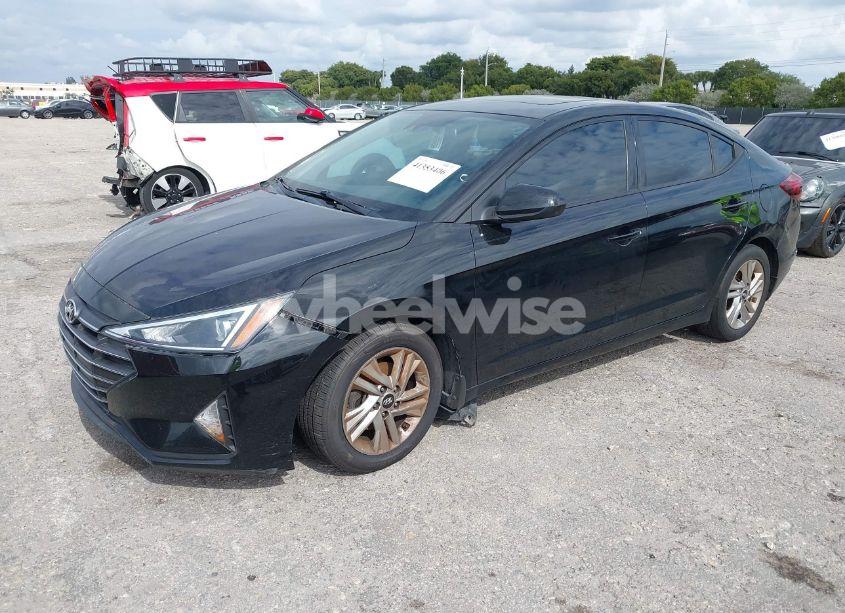 Photo 2 of 2020 Hyundai Elantra VALUE EDITION (VIN 5NPD84LF2LH553340)