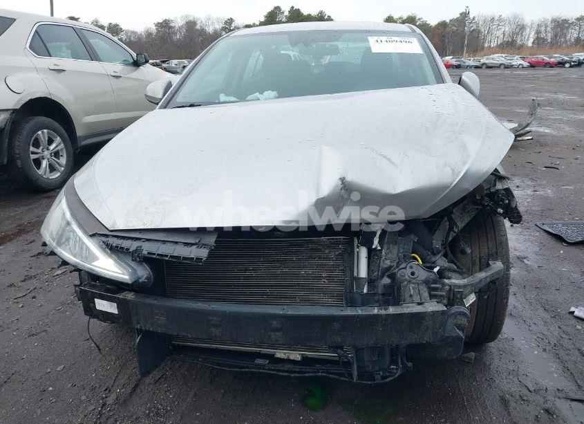 Photo 13 of 2020 Hyundai Elantra SEL (VIN 5NPD84LF2LH555170)