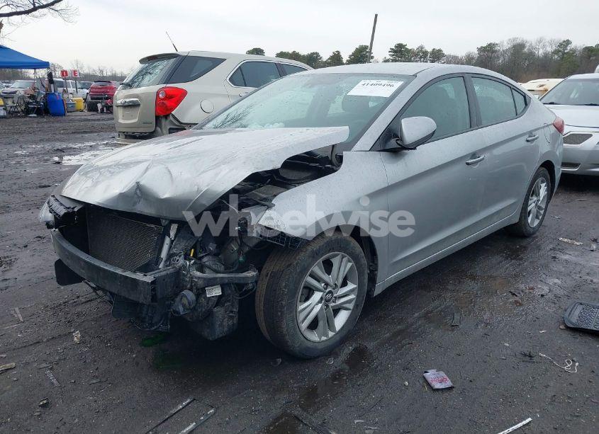 Photo 2 of 2020 Hyundai Elantra SEL (VIN 5NPD84LF2LH555170)