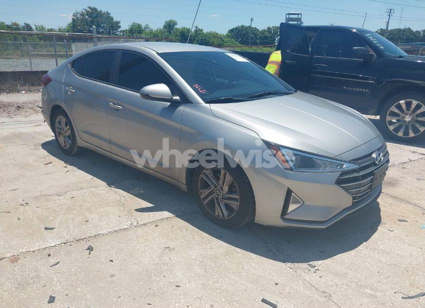 2020 Hyundai Elantra SEL (VIN 5NPD84LF2LH567836) main photo