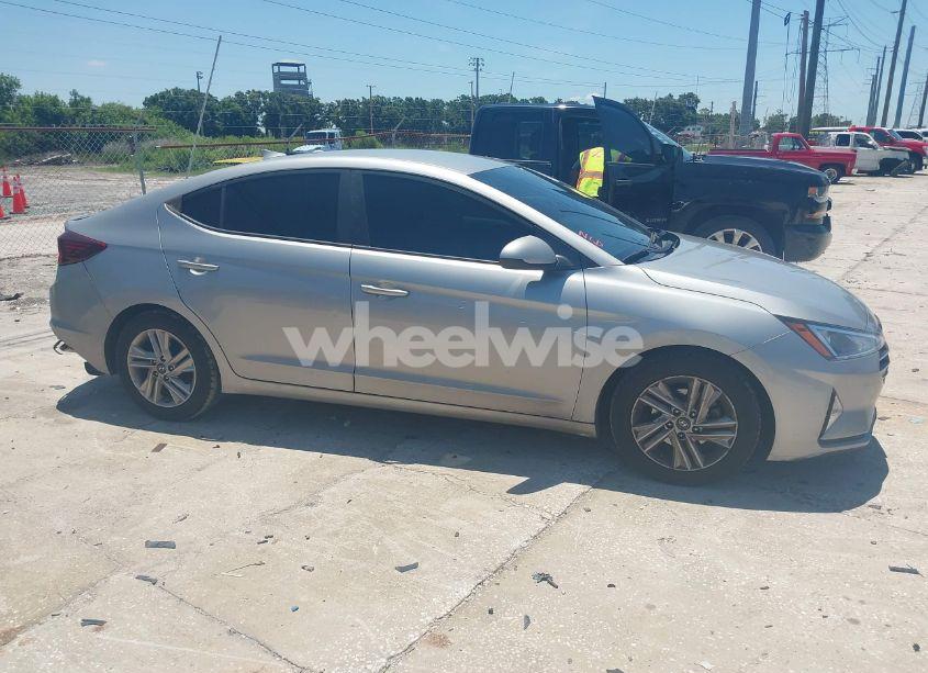 Photo 13 of 2020 Hyundai Elantra SEL (VIN 5NPD84LF2LH567836)