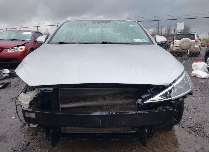 Photo 13 of 2020 Hyundai Elantra SEL (VIN 5NPD84LF2LH573264)