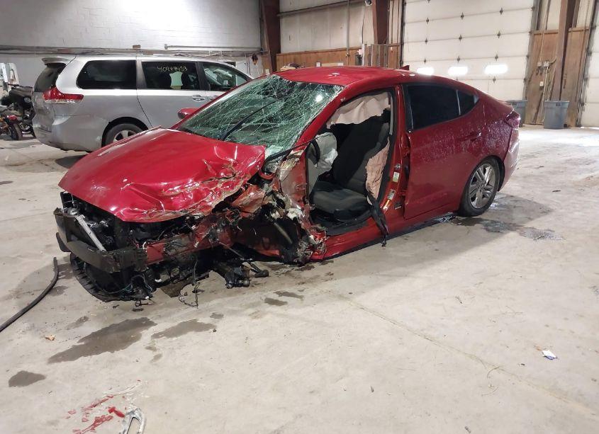 Photo 2 of 2020 Hyundai Elantra SEL (VIN 5NPD84LF2LH594597)