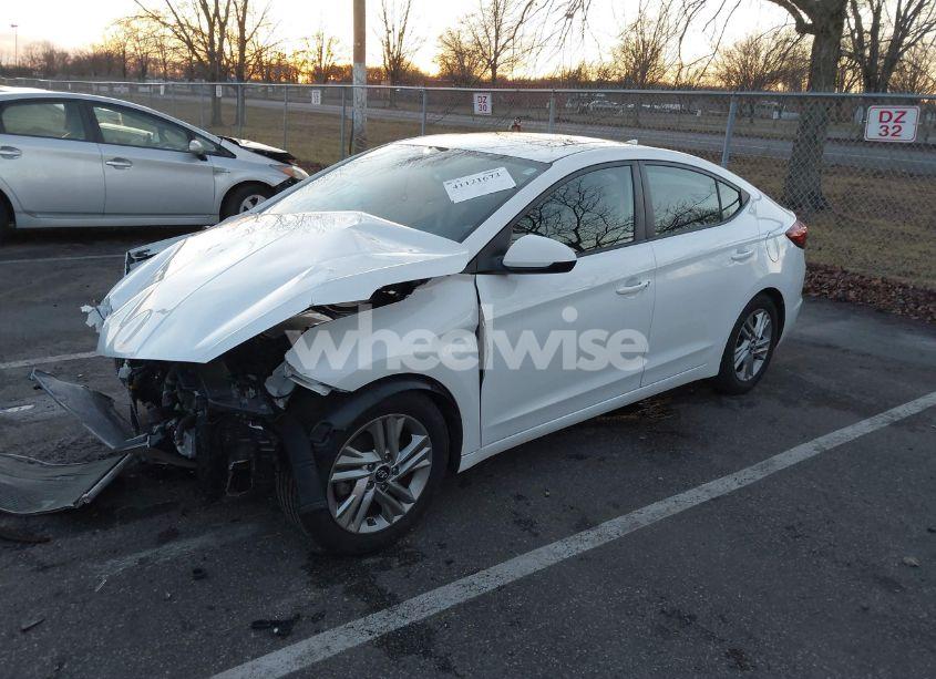 Photo 2 of 2020 Hyundai Elantra VALUE EDITION (VIN 5NPD84LF2LH607705)