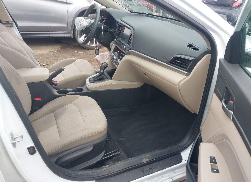 Photo 5 of 2020 Hyundai Elantra VALUE EDITION (VIN 5NPD84LF2LH607851)