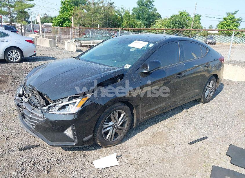 Photo 2 of 2020 Hyundai Elantra VALUE EDITION (VIN 5NPD84LF2LH627369)