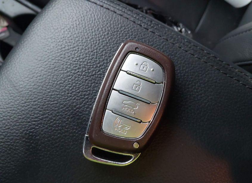 Photo 11 of 2020 Hyundai Elantra LIMITED (VIN 5NPD84LF2LH627646)