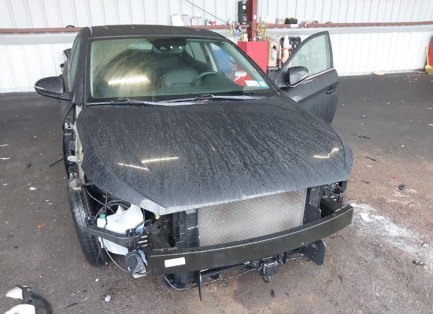 Photo 6 of 2020 Hyundai Elantra LIMITED (VIN 5NPD84LF2LH627646)