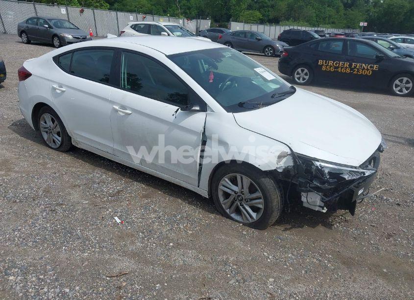 2020 Hyundai Elantra SEL (VIN 5NPD84LF2LH628019) main photo