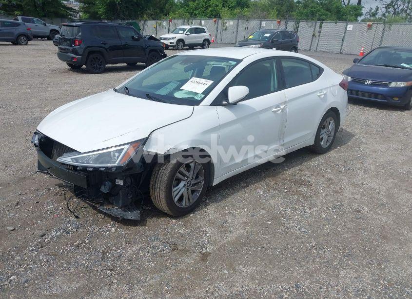 Photo 2 of 2020 Hyundai Elantra SEL (VIN 5NPD84LF2LH628019)