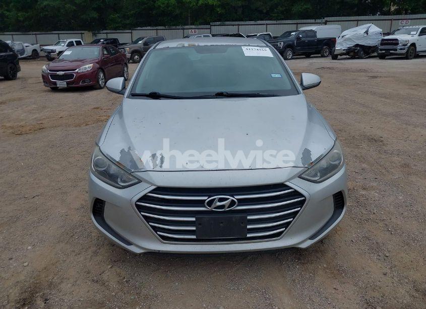 Photo 6 of 2017 Hyundai Elantra SE (VIN 5NPD84LF3HH009825)