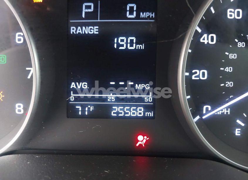 Photo 7 of 2017 Hyundai Elantra SE (VIN 5NPD84LF3HH014278)