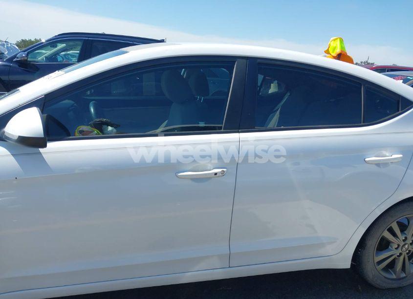 Photo 15 of 2017 Hyundai Elantra SE (VIN 5NPD84LF3HH016743)