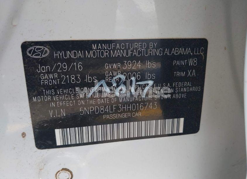 Photo 9 of 2017 Hyundai Elantra SE (VIN 5NPD84LF3HH016743)