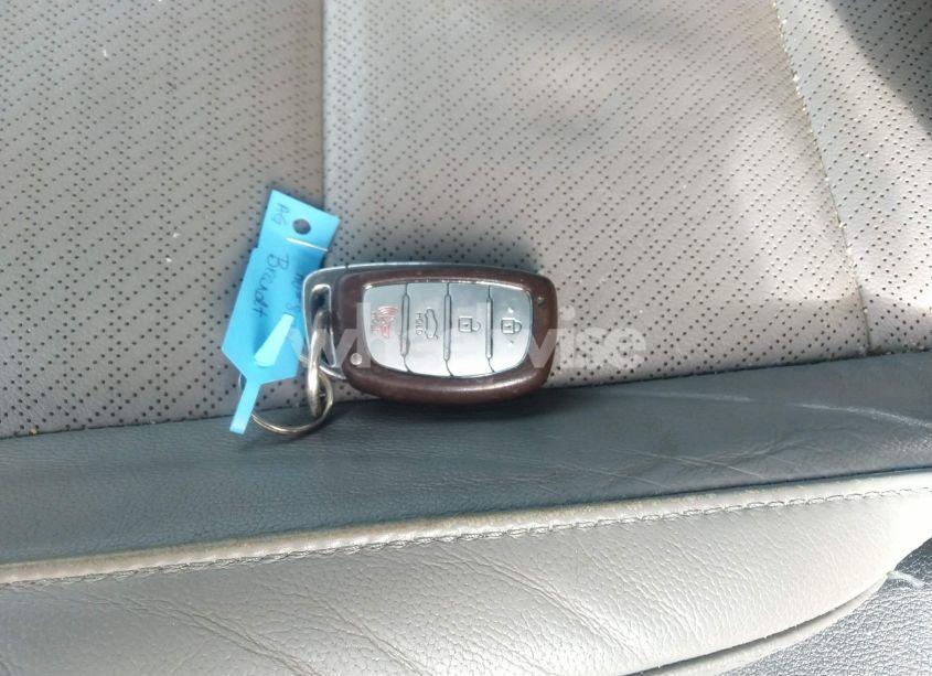 Photo 11 of 2017 Hyundai Elantra LIMITED (VIN 5NPD84LF3HH035728)