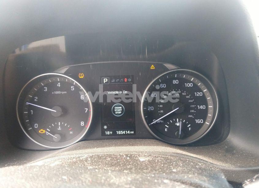 Photo 7 of 2017 Hyundai Elantra LIMITED (VIN 5NPD84LF3HH035728)