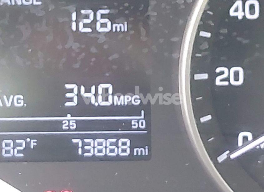 Photo 15 of 2017 Hyundai Elantra SE (VIN 5NPD84LF3HH038046)