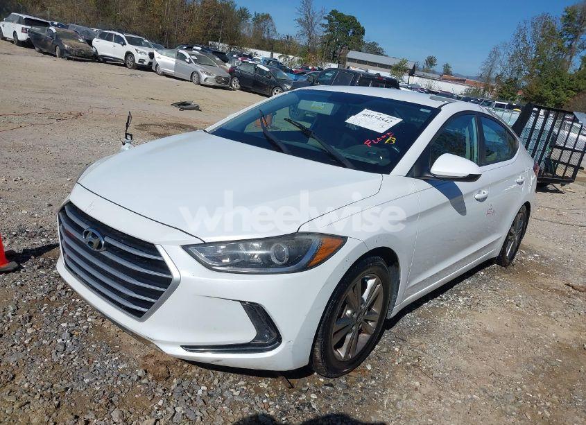 Photo 2 of 2017 Hyundai Elantra SE (VIN 5NPD84LF3HH044364)