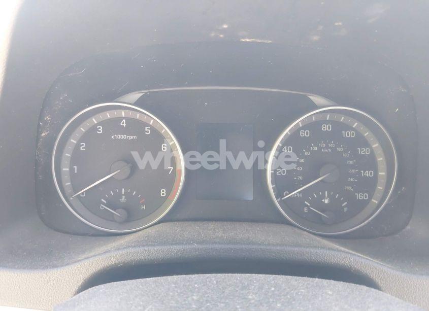 Photo 7 of 2017 Hyundai Elantra SE (VIN 5NPD84LF3HH044364)