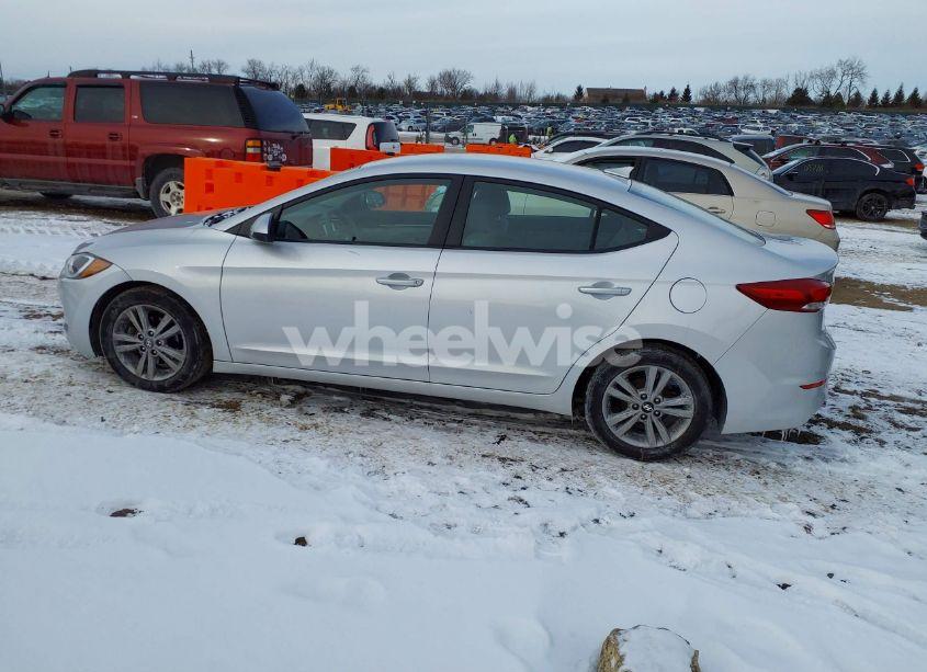 Photo 14 of 2017 Hyundai Elantra SE (VIN 5NPD84LF3HH048253)