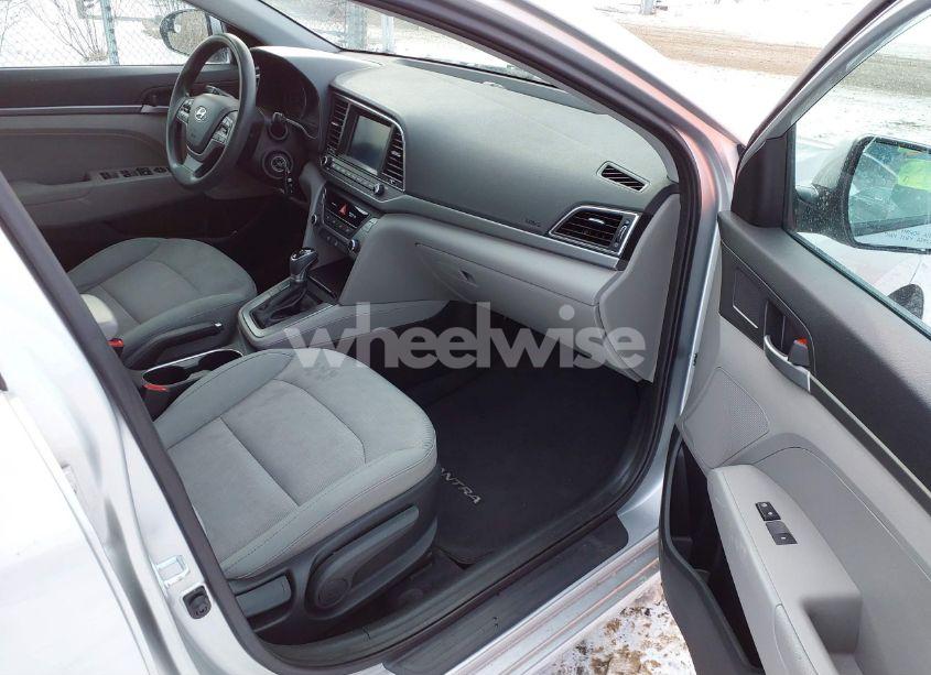 Photo 5 of 2017 Hyundai Elantra SE (VIN 5NPD84LF3HH048253)