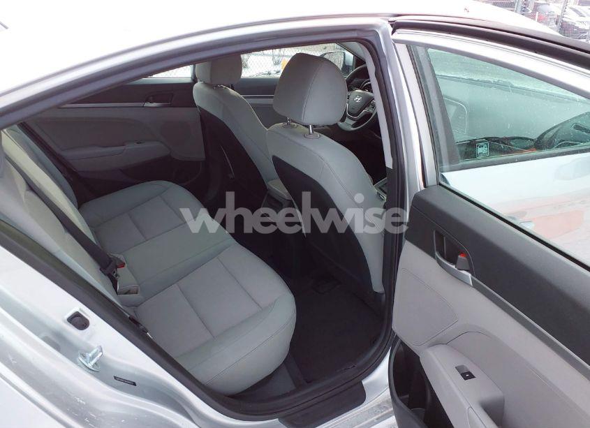 Photo 8 of 2017 Hyundai Elantra SE (VIN 5NPD84LF3HH048253)