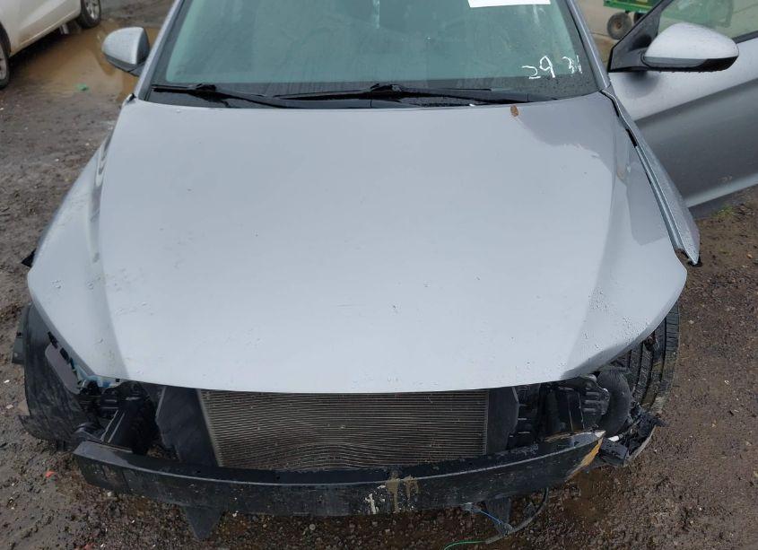 Photo 10 of 2017 Hyundai Elantra SE (VIN 5NPD84LF3HH062931)