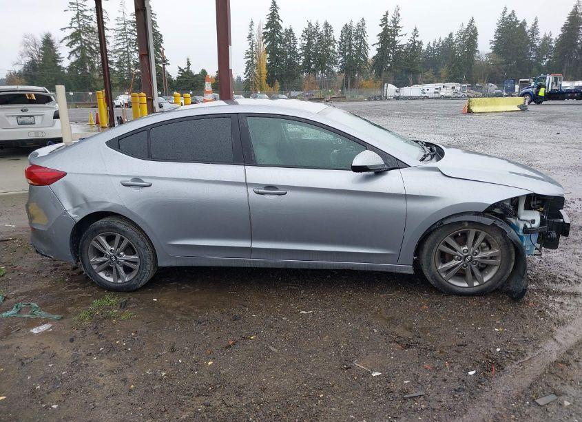 Photo 13 of 2017 Hyundai Elantra SE (VIN 5NPD84LF3HH062931)