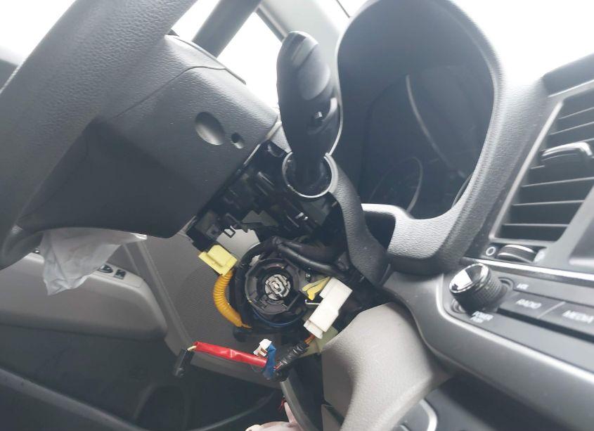 Photo 17 of 2017 Hyundai Elantra SE (VIN 5NPD84LF3HH062931)