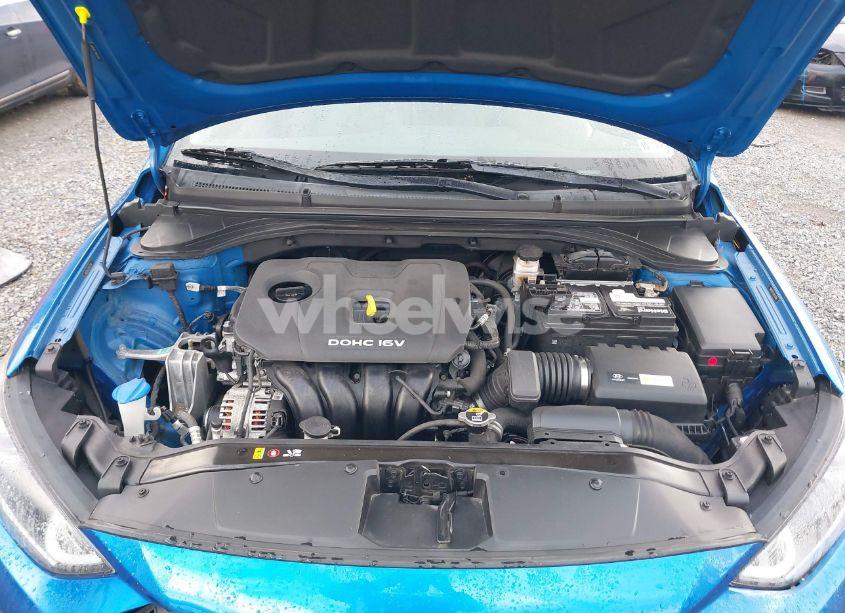 Photo 10 of 2017 Hyundai Elantra LIMITED (VIN 5NPD84LF3HH072696)