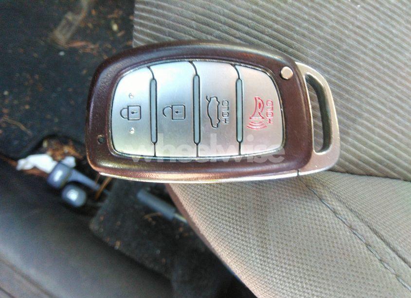 Photo 11 of 2017 Hyundai Elantra SE (VIN 5NPD84LF3HH106314)