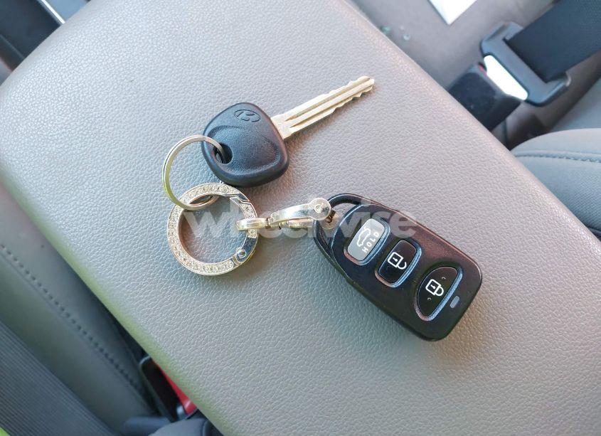 Photo 11 of 2017 Hyundai Elantra SE (VIN 5NPD84LF3HH117250)