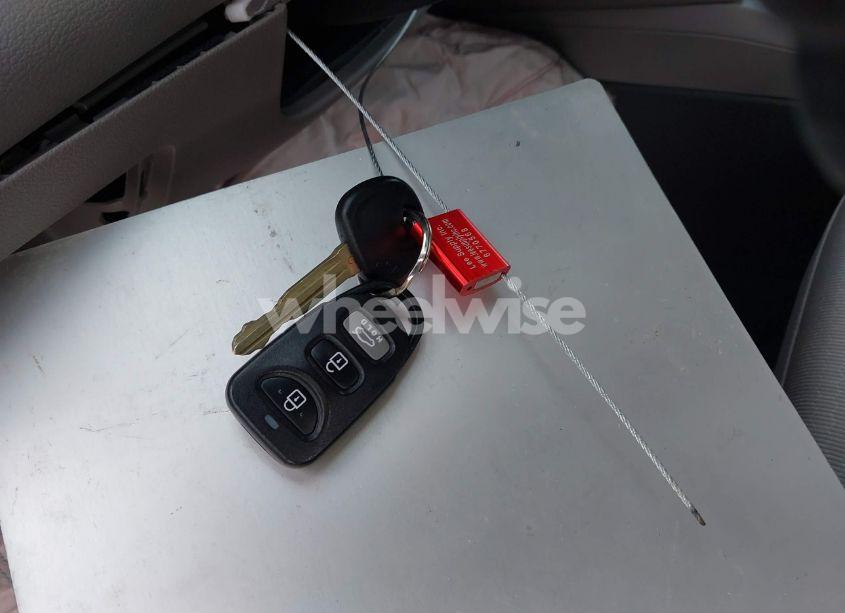 Photo 11 of 2017 Hyundai Elantra SE (VIN 5NPD84LF3HH131620)