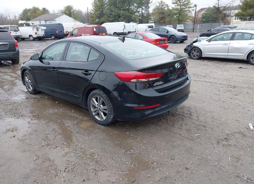 Photo 3 of 2017 Hyundai Elantra SE (VIN 5NPD84LF3HH138941)