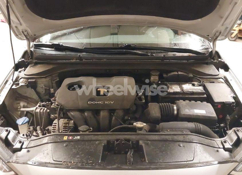 Photo 10 of 2017 Hyundai Elantra VALUE EDITION (VIN 5NPD84LF3HH139099)