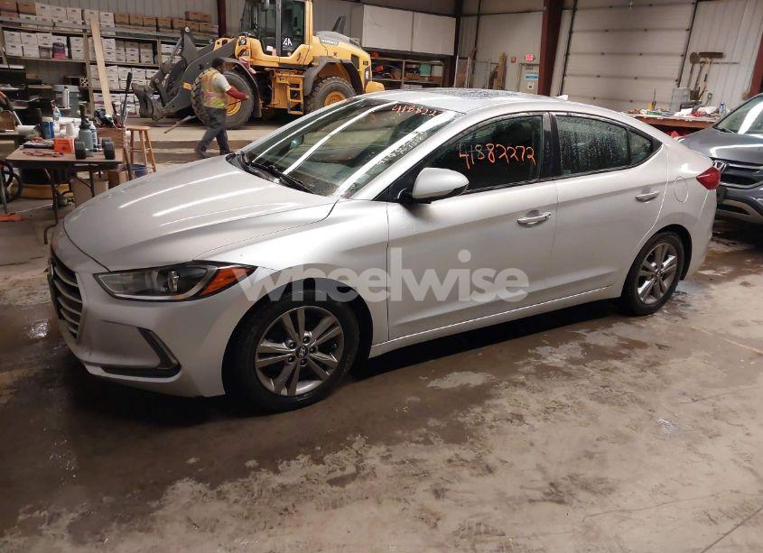 Photo 2 of 2017 Hyundai Elantra VALUE EDITION (VIN 5NPD84LF3HH139099)