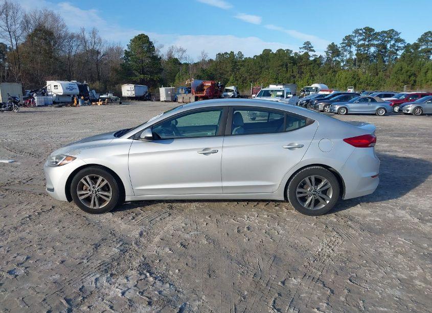 Photo 14 of 2017 Hyundai Elantra SE (VIN 5NPD84LF3HH159854)