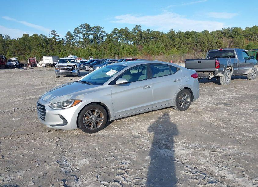 Photo 2 of 2017 Hyundai Elantra SE (VIN 5NPD84LF3HH159854)