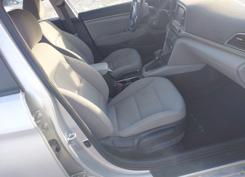 Photo 5 of 2017 Hyundai Elantra SE (VIN 5NPD84LF3HH159854)