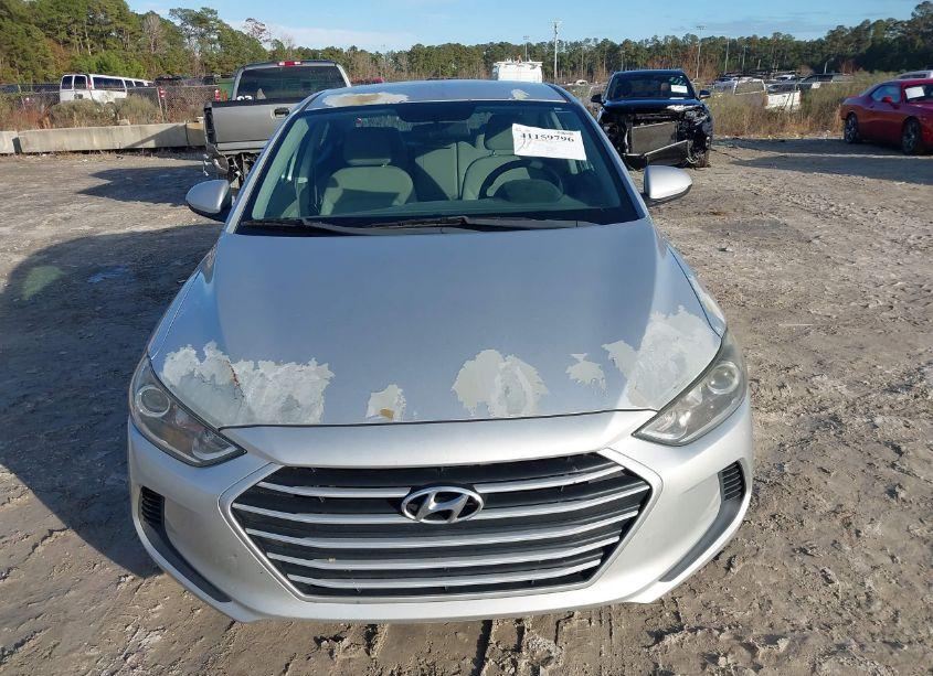 Photo 6 of 2017 Hyundai Elantra SE (VIN 5NPD84LF3HH159854)
