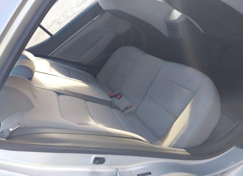 Photo 8 of 2017 Hyundai Elantra SE (VIN 5NPD84LF3HH159854)